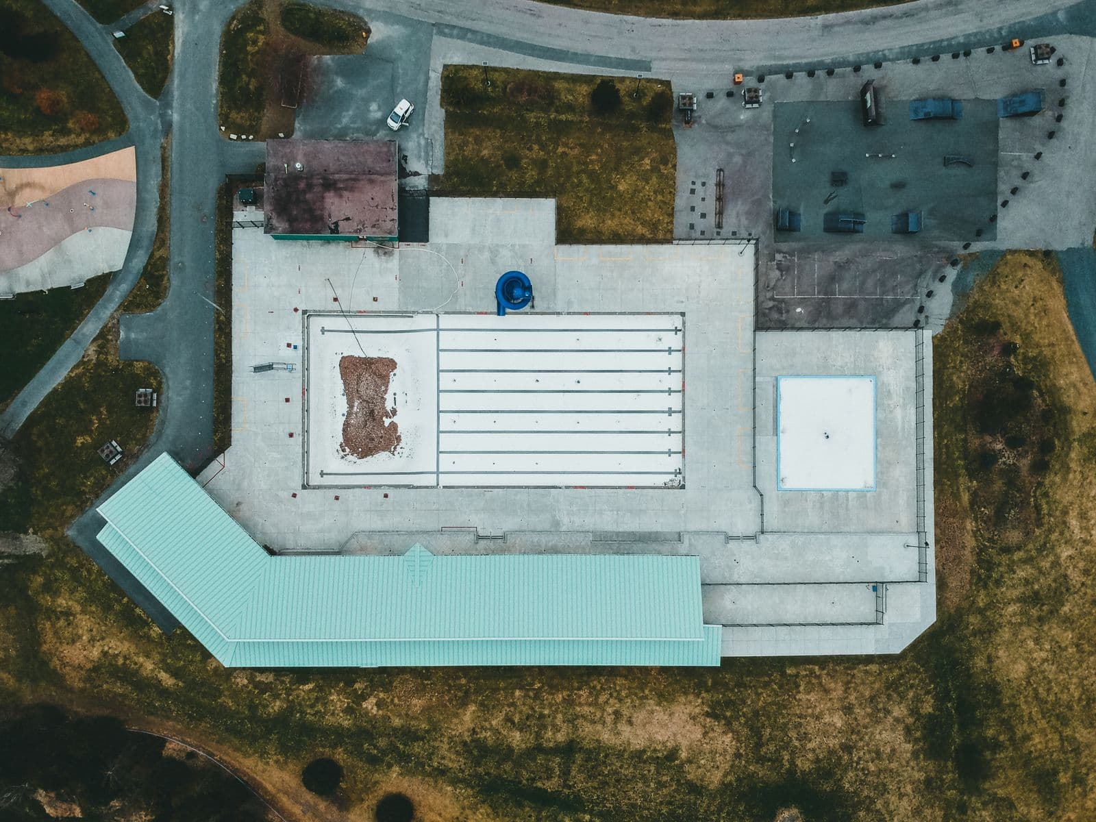 Overhead view of a commercial low-slope roof